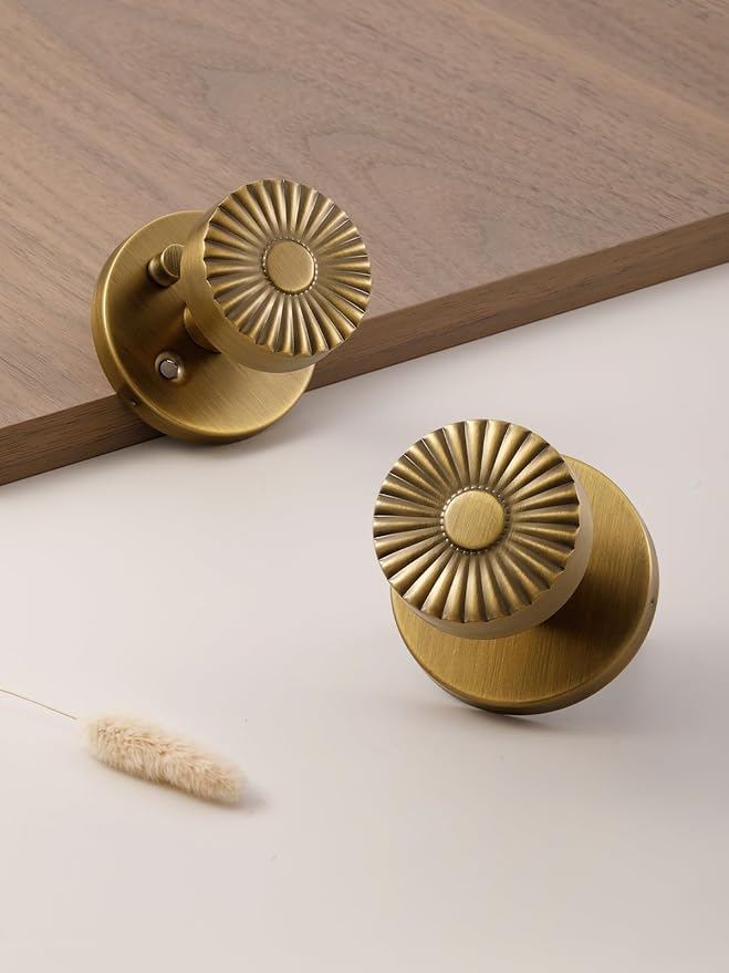 Privacy Door Knob Antique Brass Retro Door Knob, Interior Vintage Door Handle Bedroom Bathroom Brushed Doorknob, Stainless Steel Knob, 1 Pack