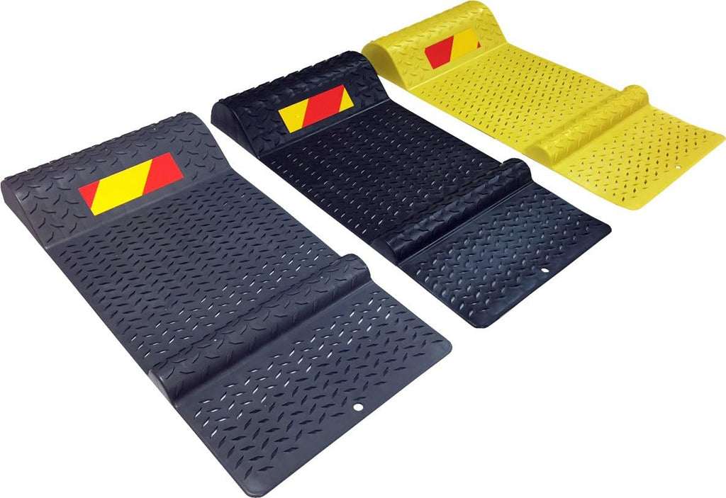 Electriduct Pair of Plastic Parking Mat Guides for Garage Vehicles, Antiskid Car Safety Park Aid - Black