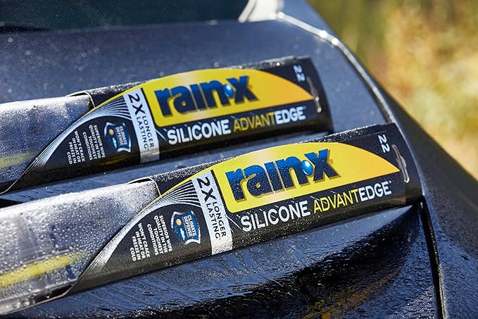 Rain-X Silicone AdvantEdge Wiper Blade 17" Windshield Wiper Blades Replacement, All-Weather Performance Lasts 2X Longer, Premium Beam, Installock Adapter for Easy Fit (Pack of 1)